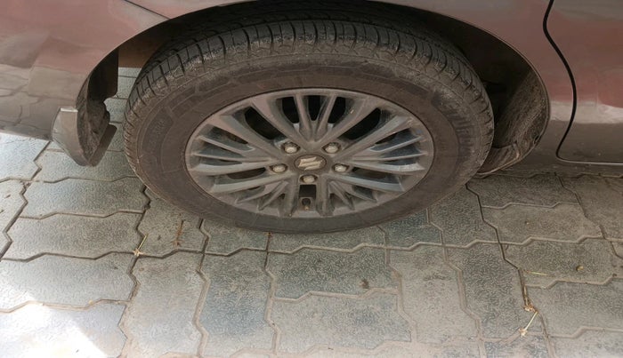 2019 Maruti Ertiga ZXI SHVS, Petrol, Manual, 44,817 km, tyre