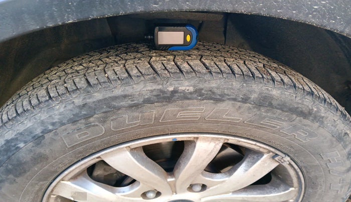 2018 Mahindra XUV500 W9, Diesel, Manual, 82,784 km, tyre