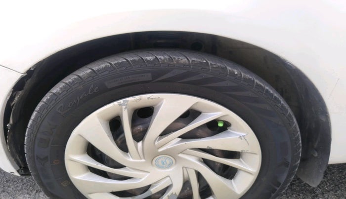 2017 Maruti IGNIS DELTA 1.2, Petrol, Manual, 63,057 km, tyre