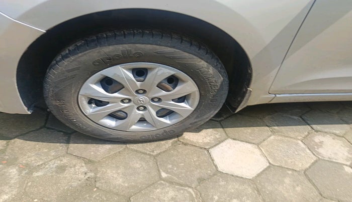 2017 Hyundai Elite i20 SPORTZ 1.2, Petrol, Manual, 87,874 km, tyre