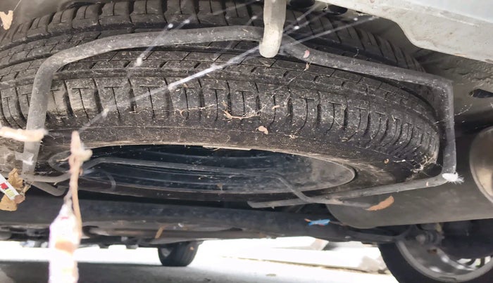 2024 Maruti Ertiga VXi (O), Petrol, Manual, 21,672 km, tyre