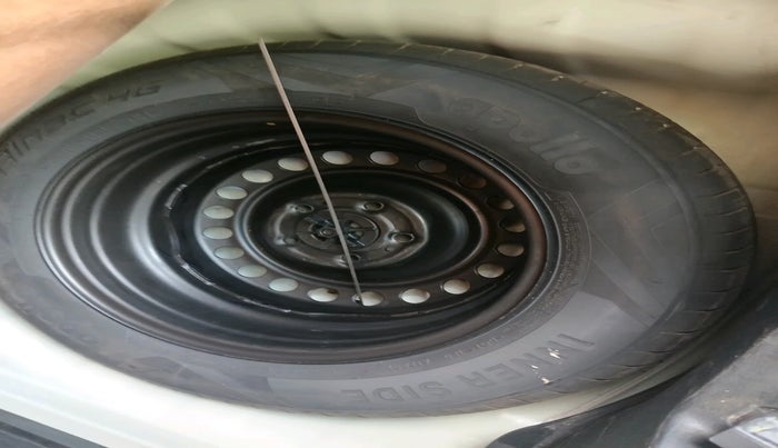 2019 Hyundai VENUE SX 1.0 (O) TURBO, Petrol, Manual, 84,550 km, tyre