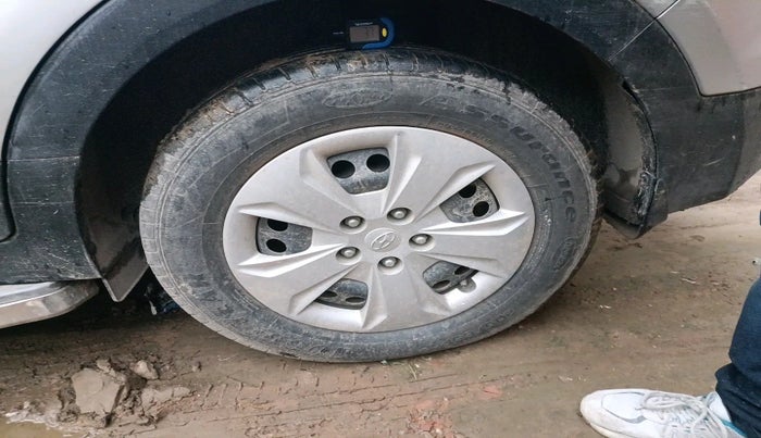 2018 Hyundai Creta E PLUS 1.6 PETROL, Petrol, Manual, 36,821 km, tyre
