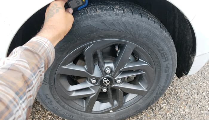 2020 Hyundai GRAND I10 NIOS SPORTZ AMT 1.2 KAPPA VTVT, Petrol, Automatic, 25,993 km, tyre