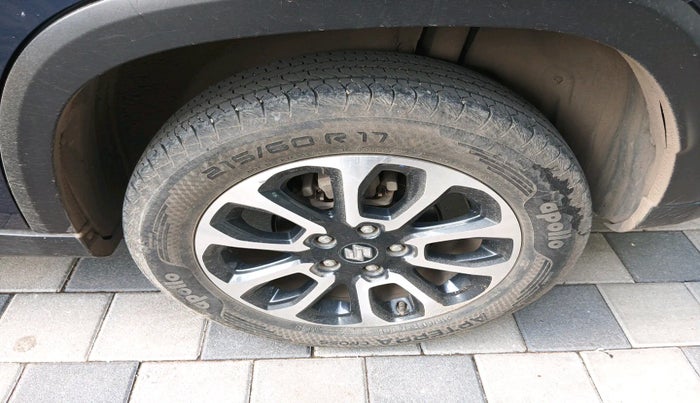 2023 Maruti Grand Vitara ZETA CNG, Petrol, Manual, 41,208 km, tyre