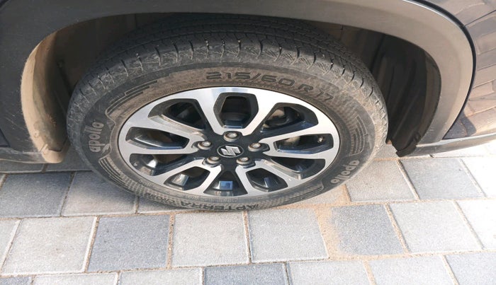 2023 Maruti Grand Vitara ZETA CNG, Petrol, Manual, 41,208 km, tyre