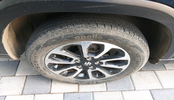 2023 Maruti Grand Vitara ZETA CNG, Petrol, Manual, 41,208 km, tyre