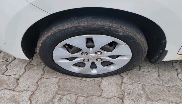 2018 Hyundai Xcent E+, Petrol, Manual, 77,789 km, tyre