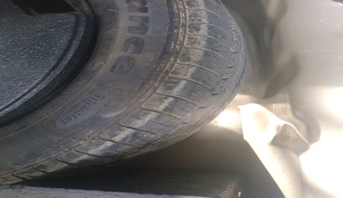 2016 Maruti Ciaz ZDI+ SHVS, Diesel, Manual, 1,60,791 km, tyre