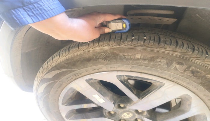 2022 Tata Safari XZA PLUS GOLD 6 S, Diesel, Automatic, 65,859 km, tyre