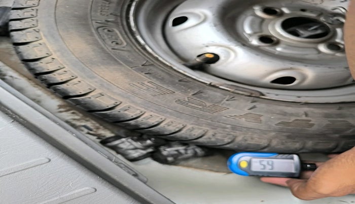 2011 Maruti Alto K10 LXI, Petrol, Manual, 41,279 km, tyre