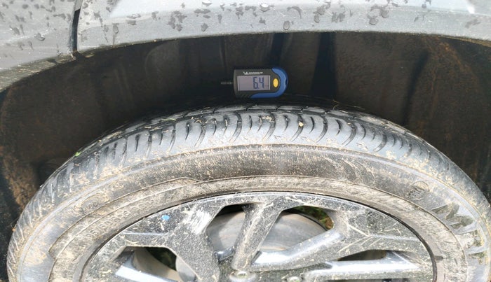 2025 Maruti FRONX DELTA PLUS 1.2L AGS, Petrol, Automatic, 7,932 km, tyre