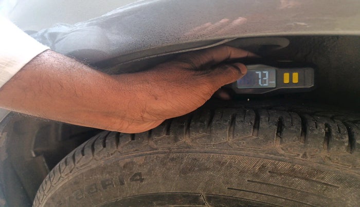2010 Maruti Ritz VXI, Petrol, Manual, 51,894 km, tyre