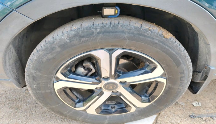 2021 Tata NEXON EV XZ PLUS LUX, Electric, Automatic, 69,461 km, tyre