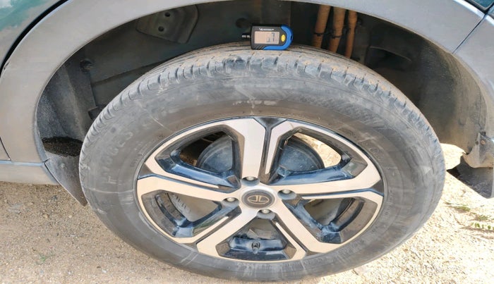 2021 Tata NEXON EV XZ PLUS LUX, Electric, Automatic, 69,461 km, tyre