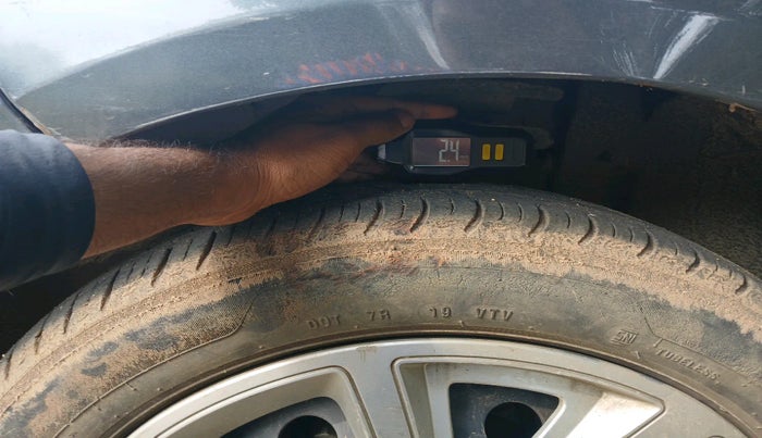 2021 Tata ALTROZ XT PETROL, Petrol, Manual, 25,004 km, tyre