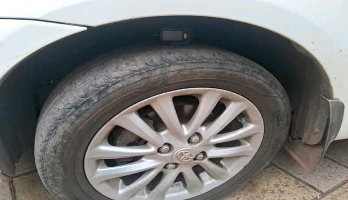 2013 Toyota Etios VD, Diesel, Manual, 88,610 km, tyre