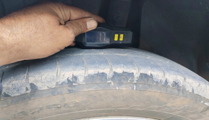 2018 Maruti Swift ZDI, Diesel, Manual, 74,938 km, tyre