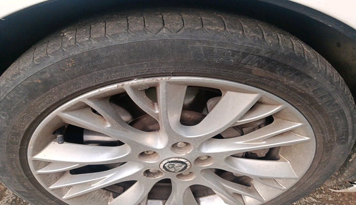 2011 Jaguar XF 3.0 DIESEL, Diesel, Automatic, 99,852 km, tyre