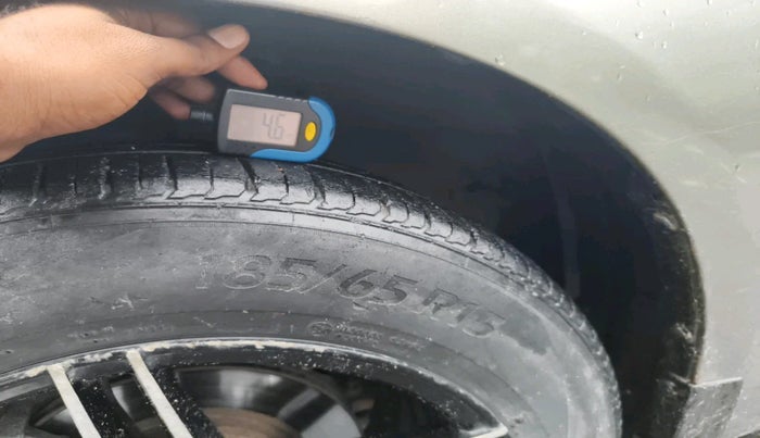 2014 Maruti Swift VXI, Petrol, Manual, 1,35,522 km, tyre
