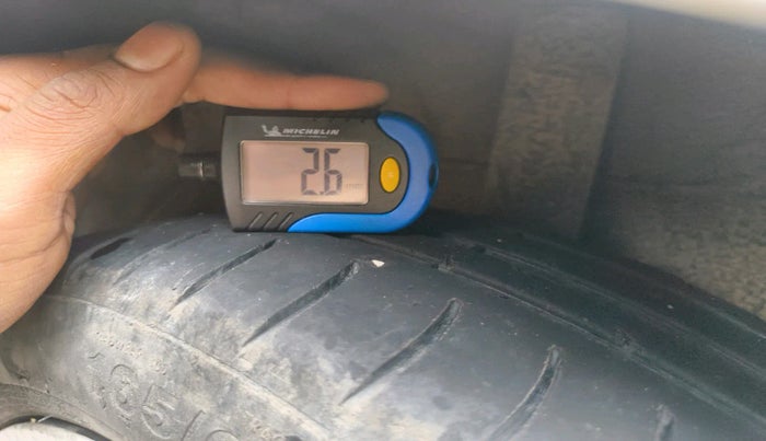 2016 Hyundai Grand i10 SPORTZ 1.2 KAPPA VTVT, Petrol, Manual, 99,274 km, tyre