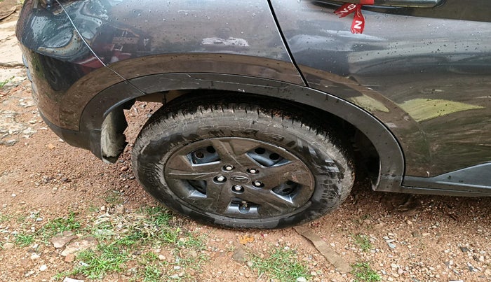 2024 Hyundai VENUE S 1.2, Petrol, Manual, 1,507 km, tyre