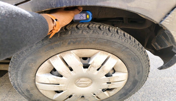 2014 Maruti Alto 800 LXI, Petrol, Manual, 74,440 km, tyre