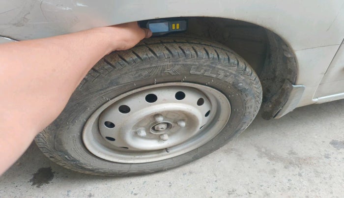 2012 Maruti Wagon R 1.0 LXI CNG, Petrol, Manual, 1,35,134 km, tyre