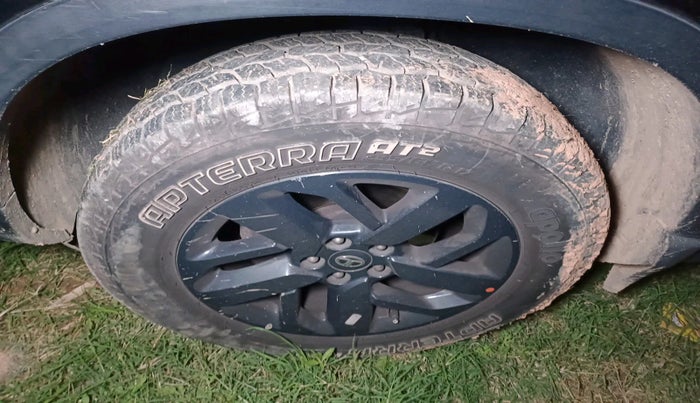 2021 Tata Harrier XT PLUS 2.0L KRYOTEC DARK EDITON, Diesel, Manual, 73,264 km, tyre
