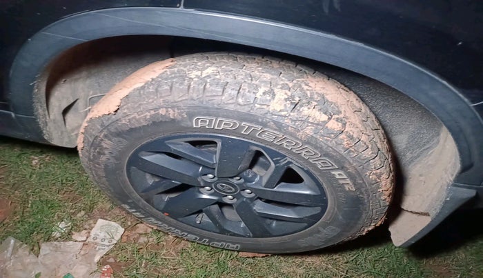 2021 Tata Harrier XT PLUS 2.0L KRYOTEC DARK EDITON, Diesel, Manual, 73,264 km, tyre
