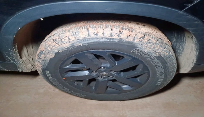 2021 Tata Harrier XT PLUS 2.0L KRYOTEC DARK EDITON, Diesel, Manual, 73,264 km, tyre