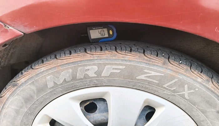 2013 Hyundai i10 SPORTZ 1.2, Petrol, Manual, 76,060 km, tyre