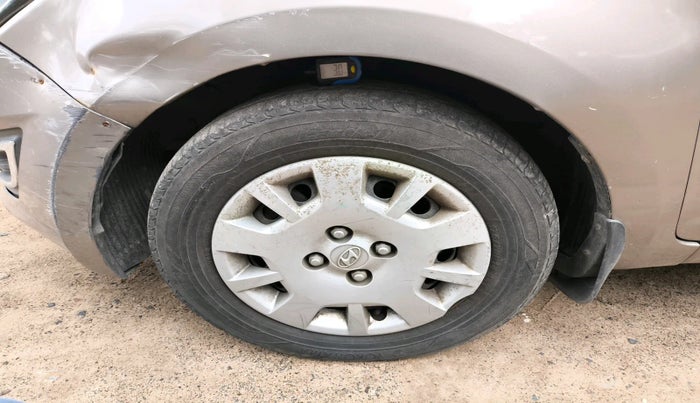 2013 Hyundai i20 MAGNA (O) 1.4 CRDI, Diesel, Manual, 1,15,000 km, tyre