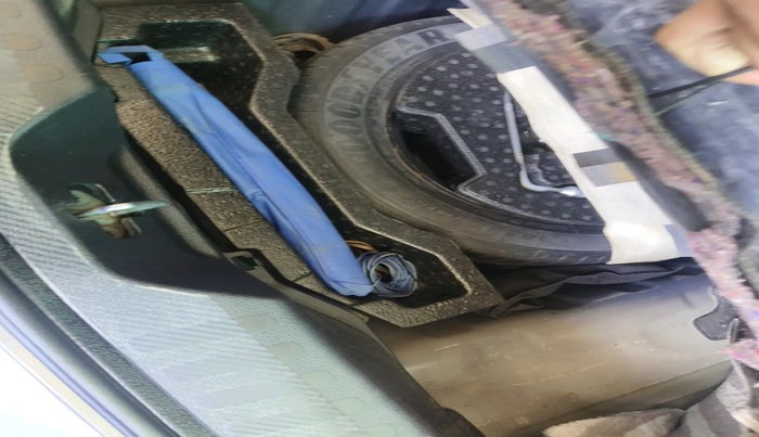 2018 Maruti Ciaz ALPHA 1.5 SHVS PETROL, Petrol, Manual, 53,500 km, tyre