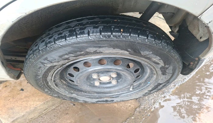 2010 Maruti Wagon R 1.0 VXI, Petrol, Manual, 80,655 km, tyre