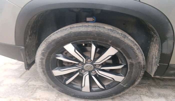 2019 MG HECTOR SHARP 1.5 DCT PETROL, Petrol, Automatic, 1,12,714 km, tyre