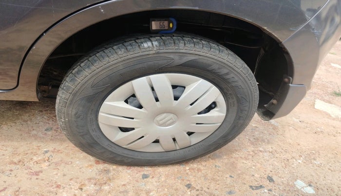 2016 Maruti Alto 800 LXI, Petrol, Manual, 30,153 km, tyre