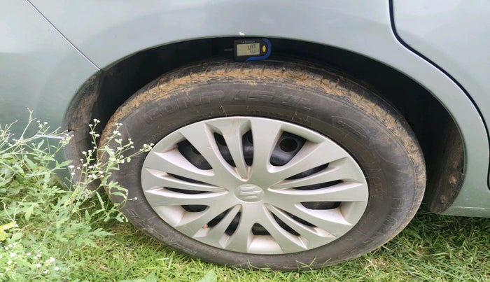 2013 Maruti Ertiga ZDI, Diesel, Manual, 1,61,309 km, tyre