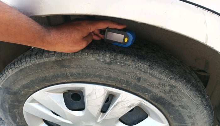 2014 Maruti Swift Dzire VXI, Petrol, Manual, 46,820 km, tyre