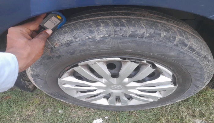 2021 Maruti Dzire VXI, Petrol, Manual, 58,663 km, tyre