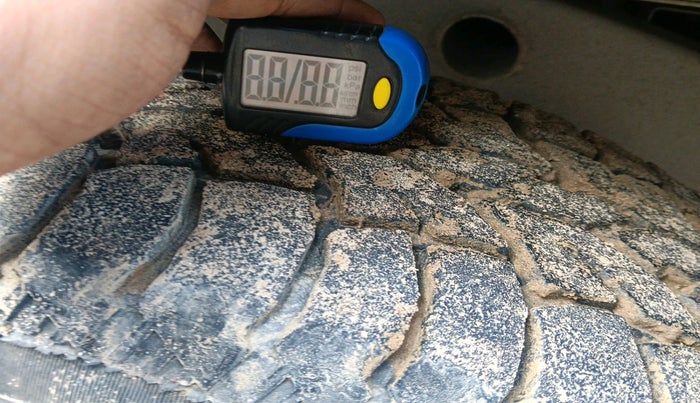 2022 Mahindra Bolero B6, Diesel, Manual, 23,217 km, tyre