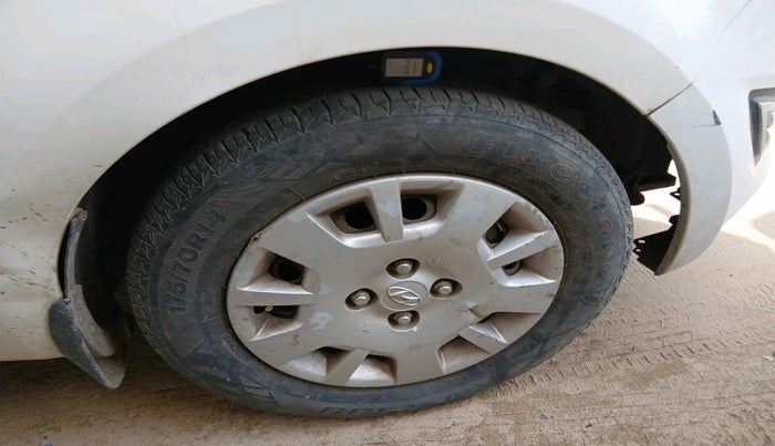 2013 Hyundai i20 MAGNA 1.4 CRDI, Diesel, Manual, 69,403 km, tyre