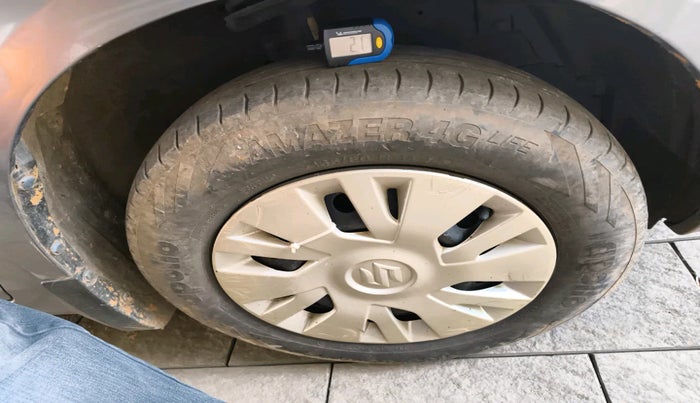 2013 Maruti Swift VDI, Diesel, Manual, 85,325 km, tyre