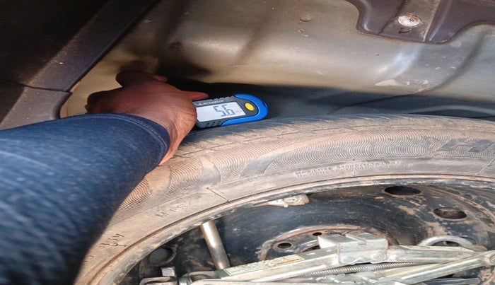 2010 Hyundai i20 ASTA 1.2, Petrol, Manual, 91,181 km, tyre