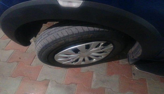 2021 Renault TRIBER RXE MT, Petrol, Manual, 36,496 km, tyre