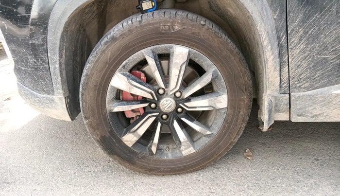 2019 MG HECTOR SMART 2.0 DIESEL, Diesel, Manual, 1,05,666 km, tyre