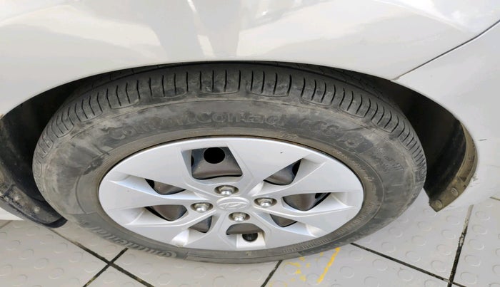 2018 Hyundai Xcent S 1.2, Petrol, Manual, 95,026 km, tyre