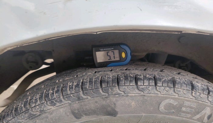2021 Maruti Alto LXI CNG, Petrol, Manual, 51,293 km, tyre