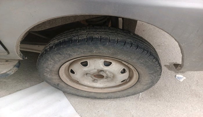 2013 Maruti Eeco 5 STR WITH A/C+HTR, Petrol, Manual, 73,509 km, tyre