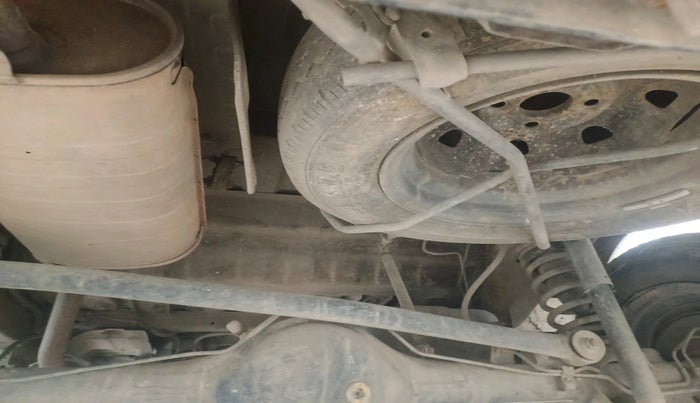 2013 Maruti Eeco 5 STR WITH A/C+HTR, Petrol, Manual, 73,509 km, tyre